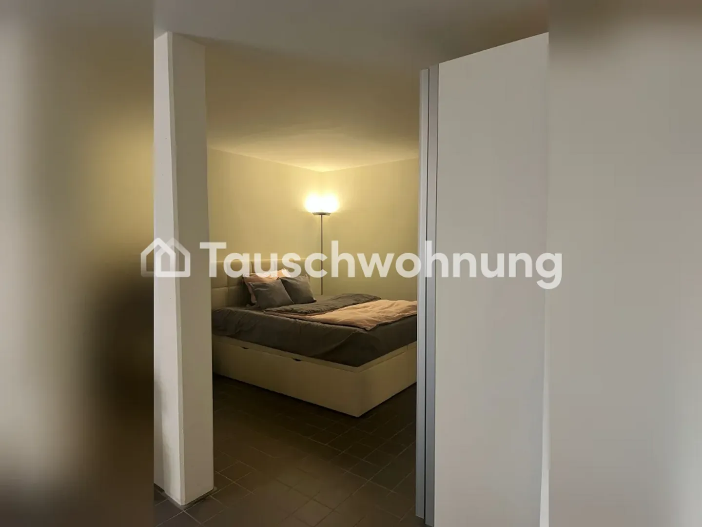 Ampio appartamento di 1,5 locali (66m2) a Tiefenbrunnen in scambio - Foto 3 di 7