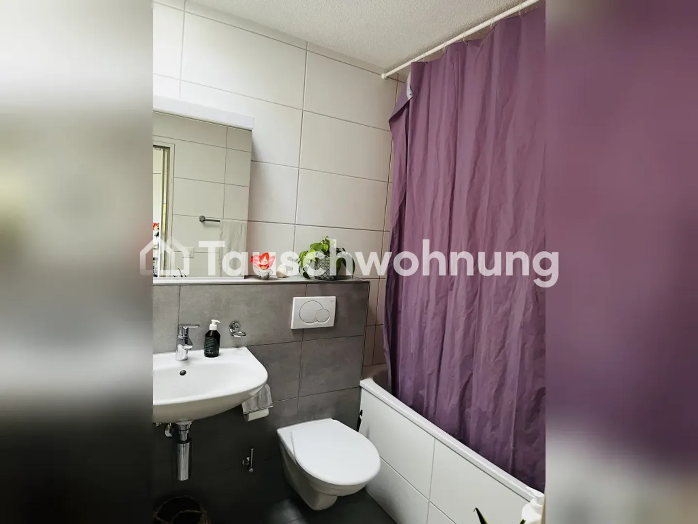 Beautiful bright apartment with a view - Photo 10 of 10