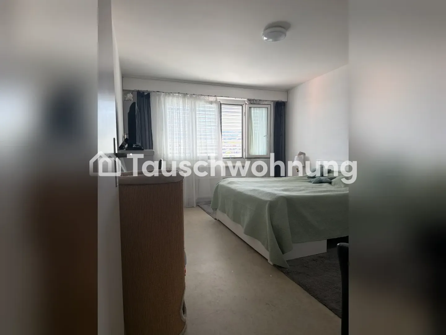 Geräumige Wohnung mit Balkon - Foto 3 von 8