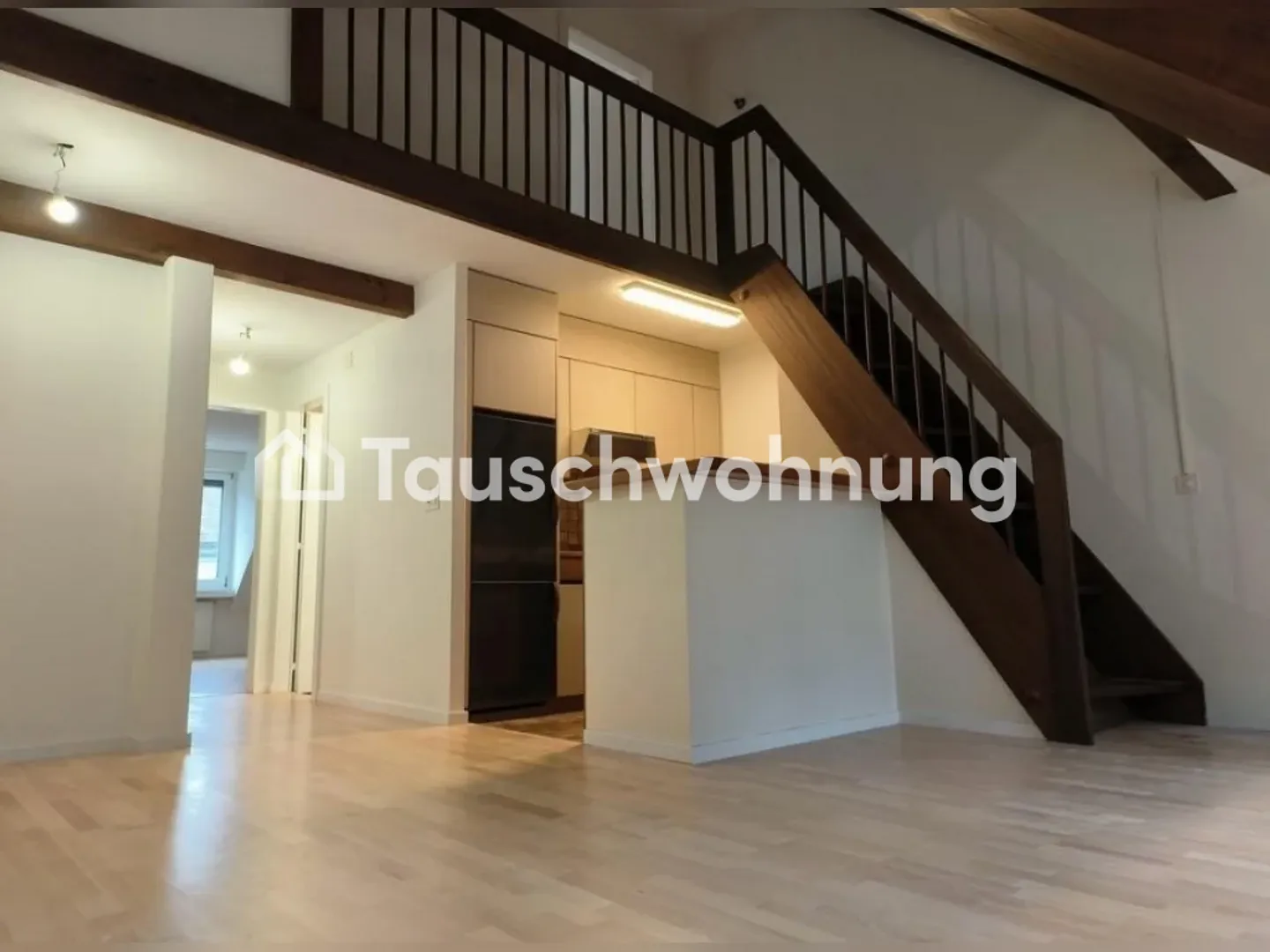 3.5 Rooms | District 1 | Rooftop Terrace | Old Building - Photo 2 of 9