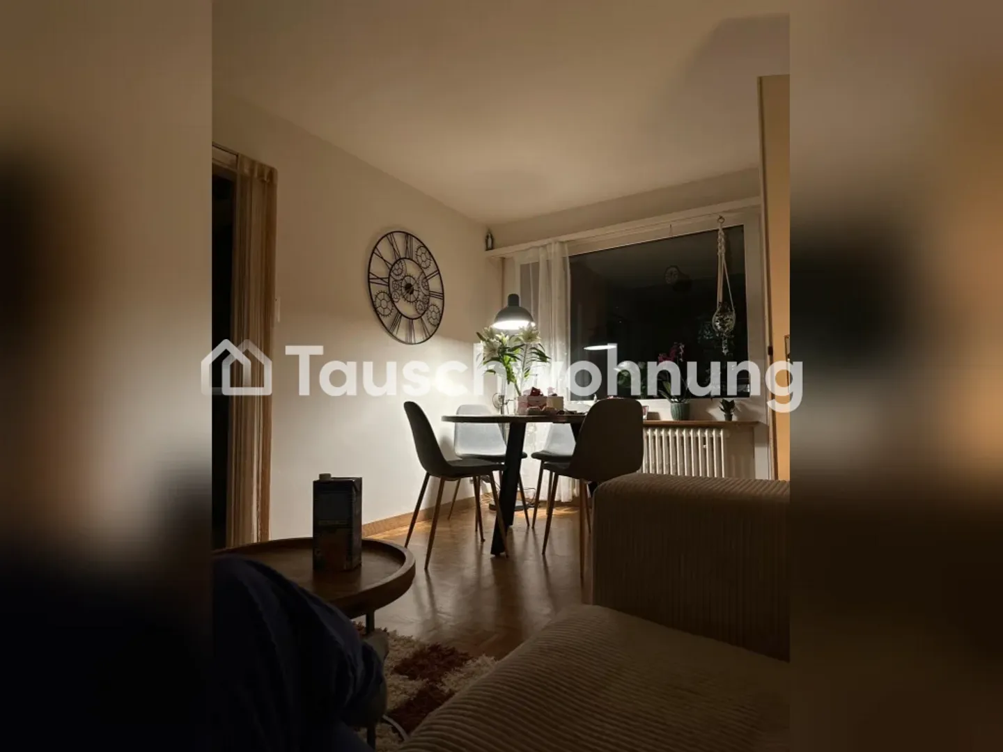 Charming 2.5-room apartment in Zurich, District 9 - Photo 1 of 7