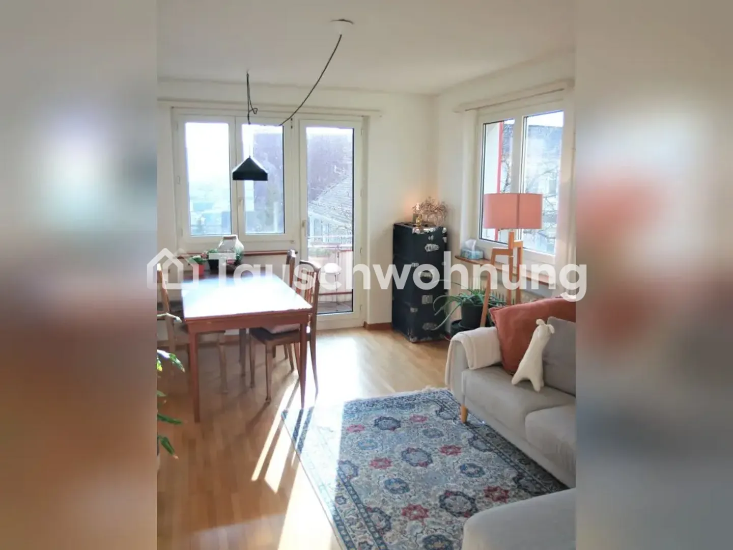 2.5 rooms, 1713 including utilities, 10 minutes to HB, balcony + garden - Photo 3 of 8