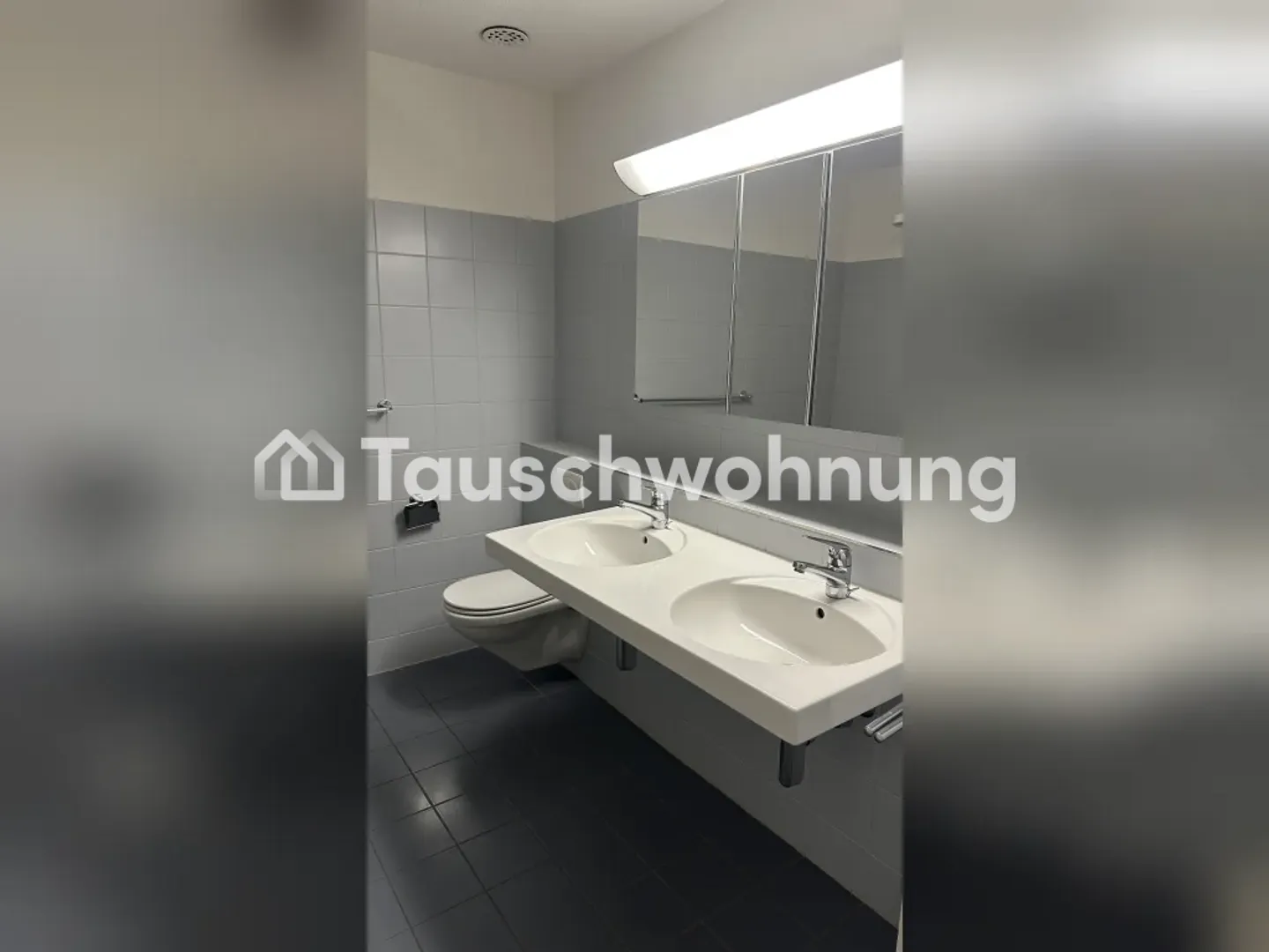 Geräumige Wohnung mit grossem Balkon - Foto 9 von 9