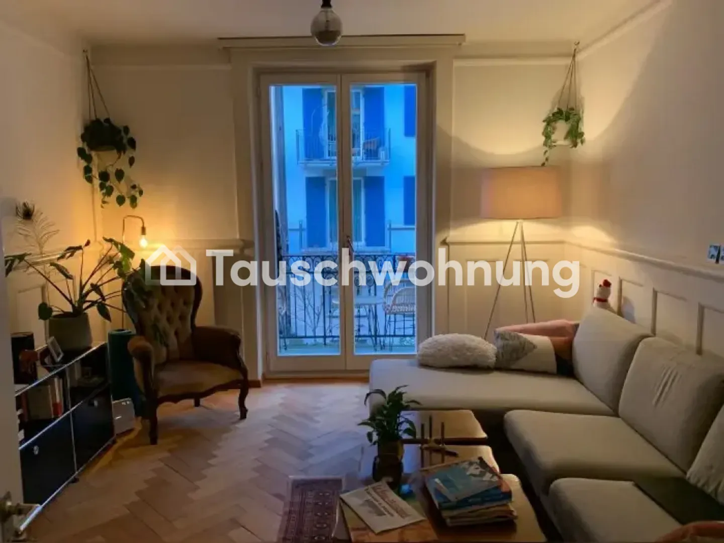 Altbauwohnung mit Style und 2 Balkonen nahe bei Idaplatz - Photo 1 of 3