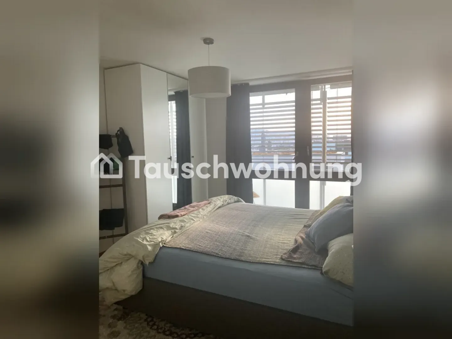 Zurich, District 9: 3.5-Room Apartment, 70 m² - Photo 2 of 7