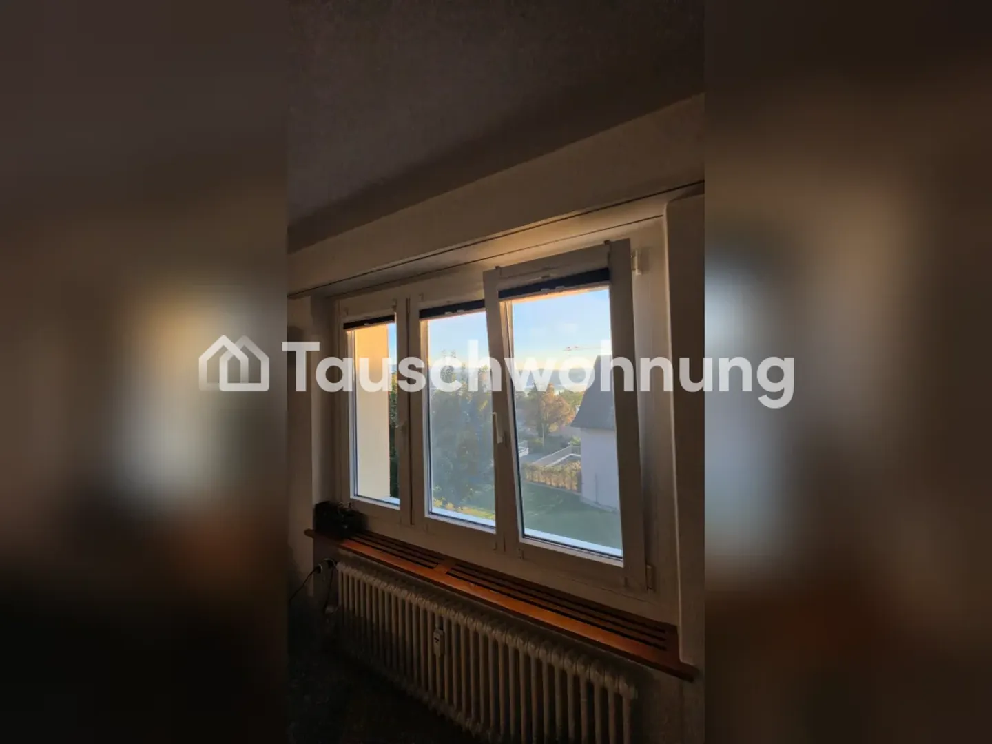 Cozy Apartment with Lake View - Photo 4 of 11