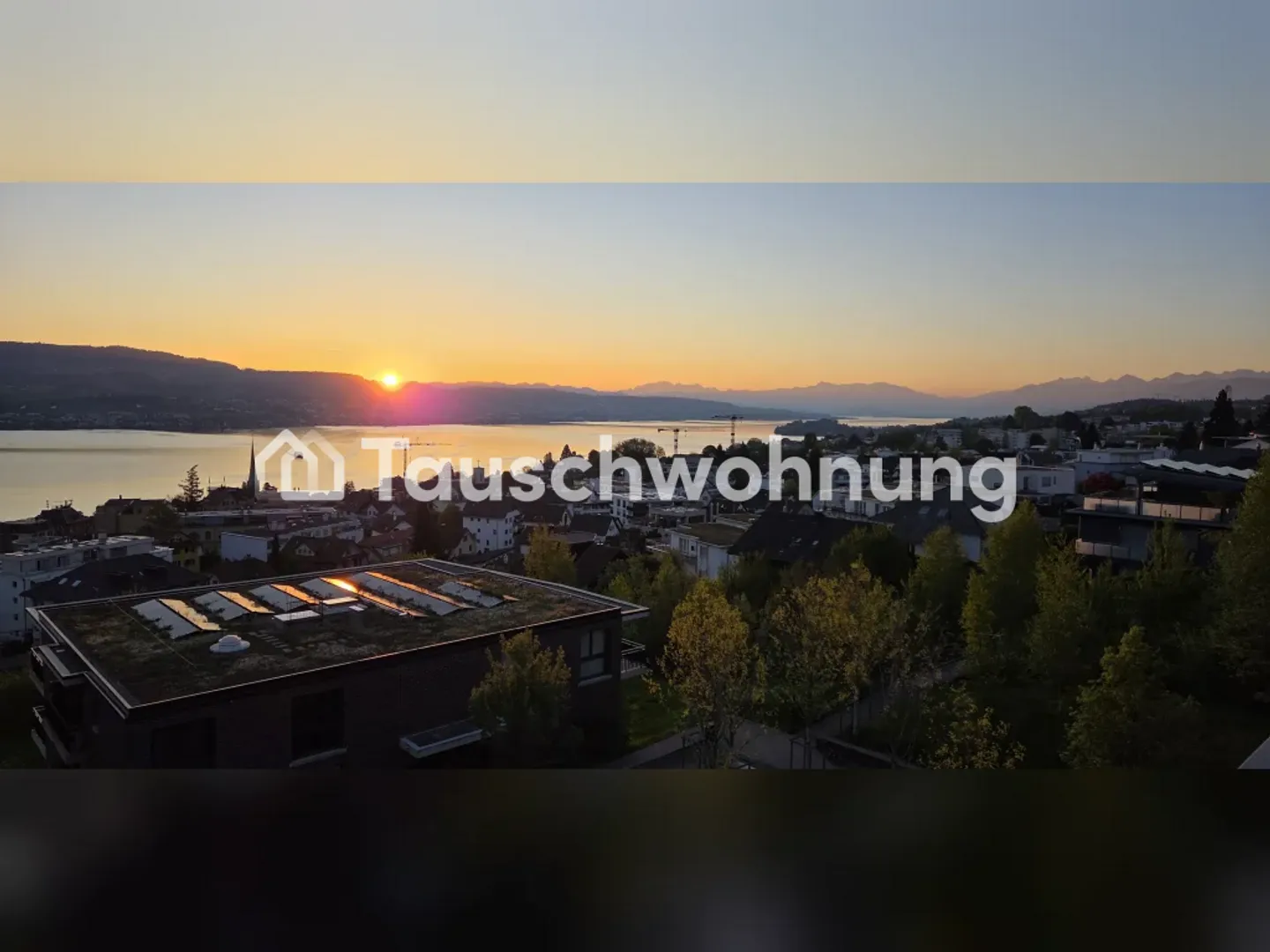 Moderne Loftwohnung mit traumhaftem Seeblick - Photo 1 of 1