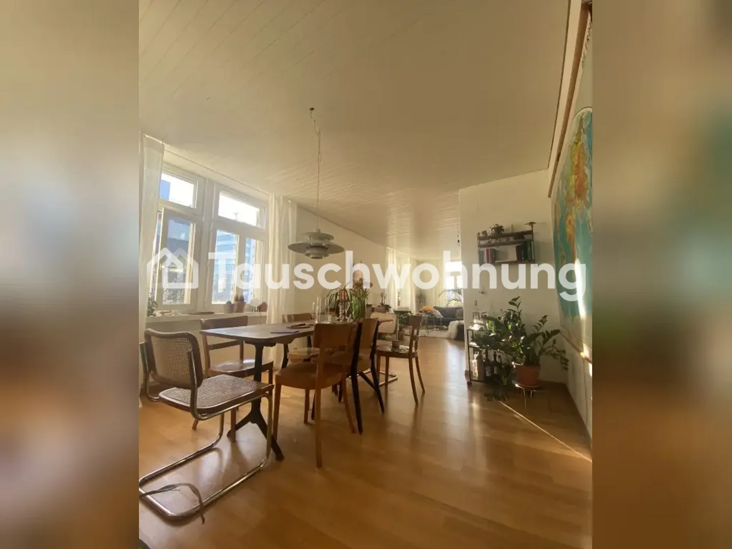 Spacious 3.5 (actually 4)-room apartment in Wiedikon - Photo 1 of 6