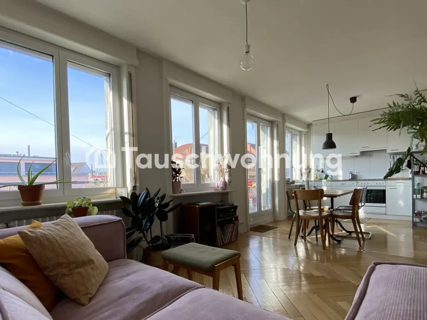 Helle 3-Zimmerwohnung mit Balkon - Foto 1 von 3