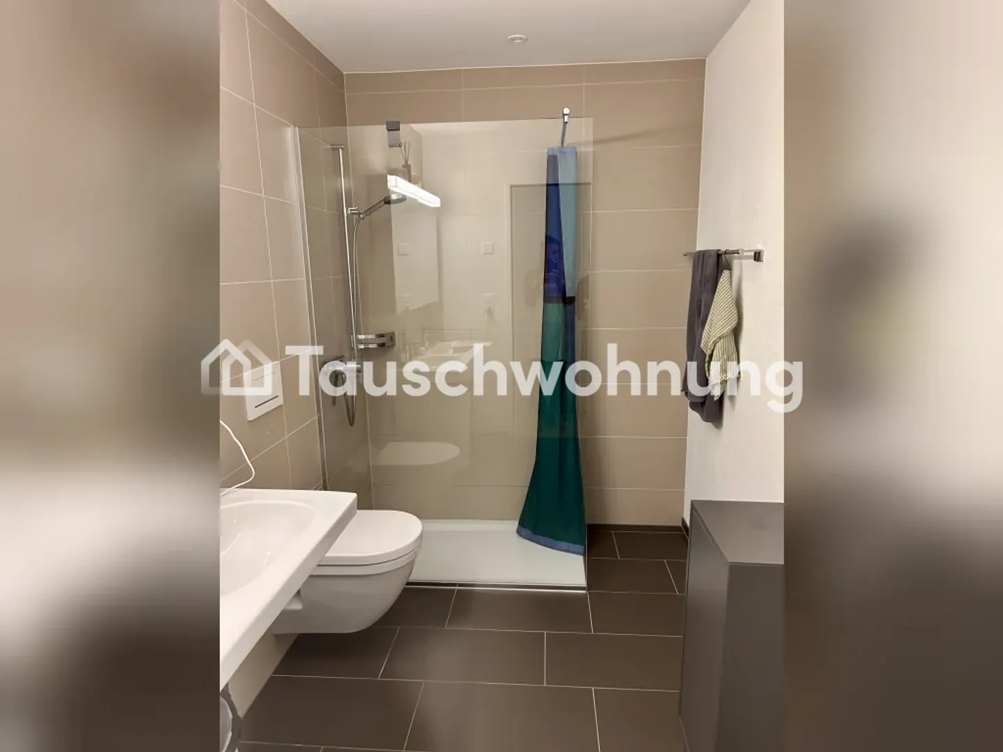 Apartment exchange in Zurich, District 11 - Photo 3 of 5