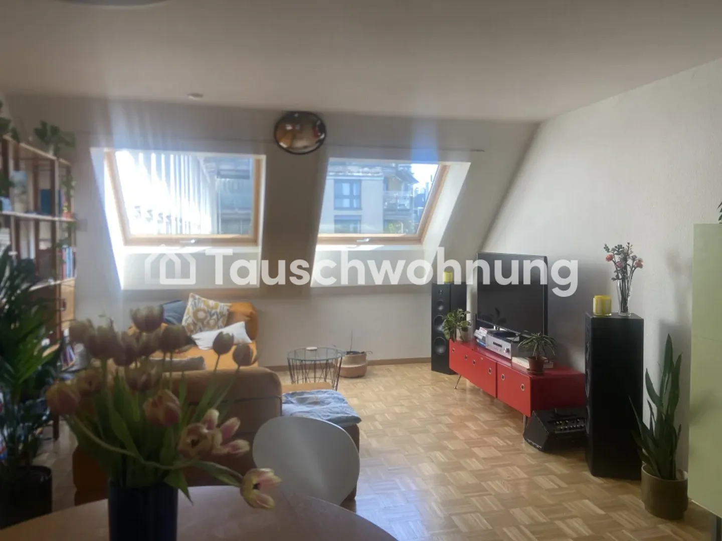 Belle appartement de 2,5 pièces à Zurich, quartier 10 - Photo 2 sur 8
