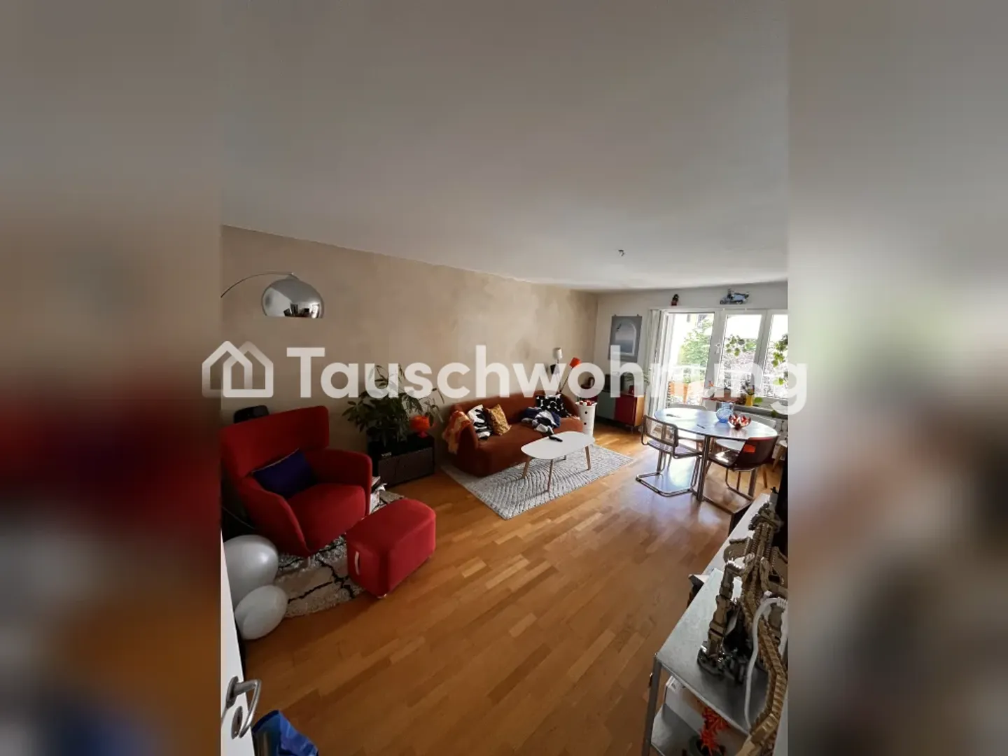 Geräumige Wohnung mit Balkon - Foto 3 von 6