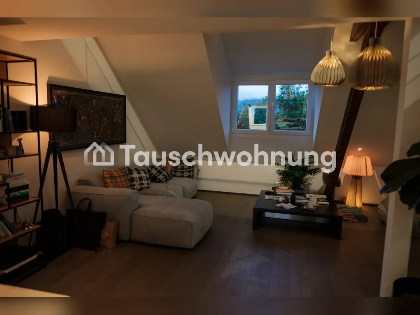 Bright attic apartment with gallery near Josefwiese - Photo 3 of 13