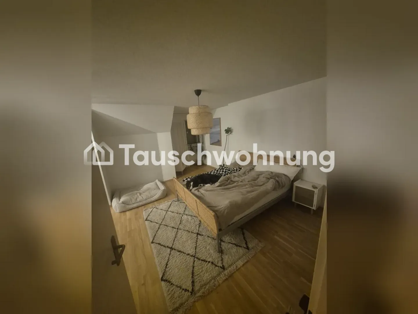 Single or Couple Apartment with Plenty of Storage - Photo 2 of 7