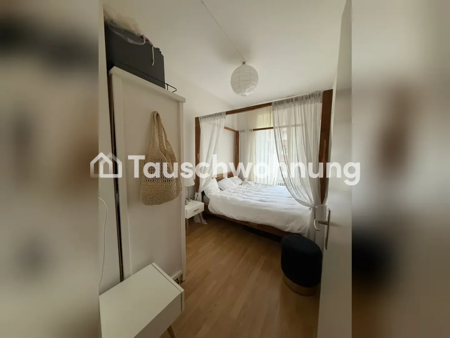 Zürich, District 4: Cozy 3.5-Room Apartment - Photo 4 of 9