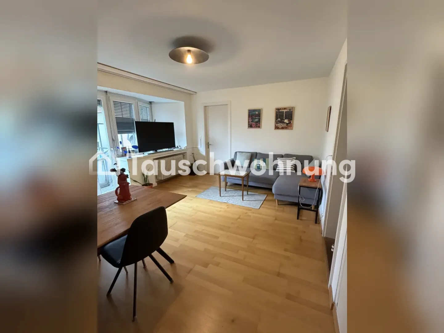 2.5 Room Apartment in Zurich, District 3, 55 m², Parking - Photo 4 of 11