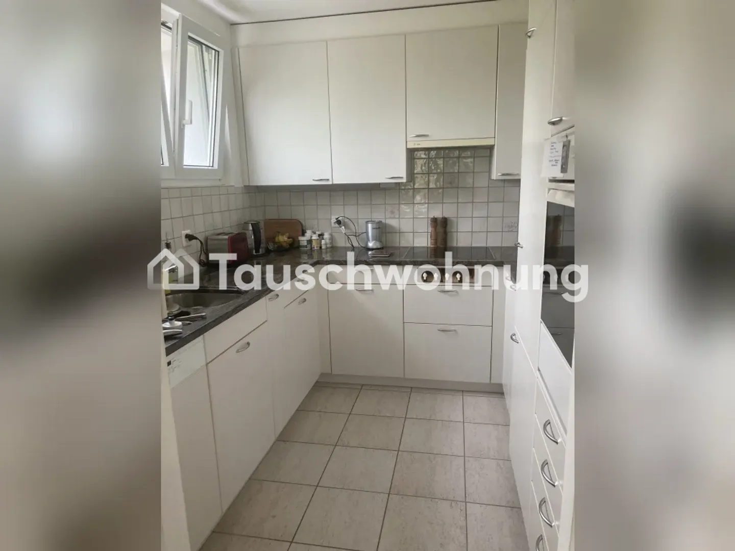 Zurich, District 9: 3.5-Room Apartment, 70 m² - Photo 5 of 7