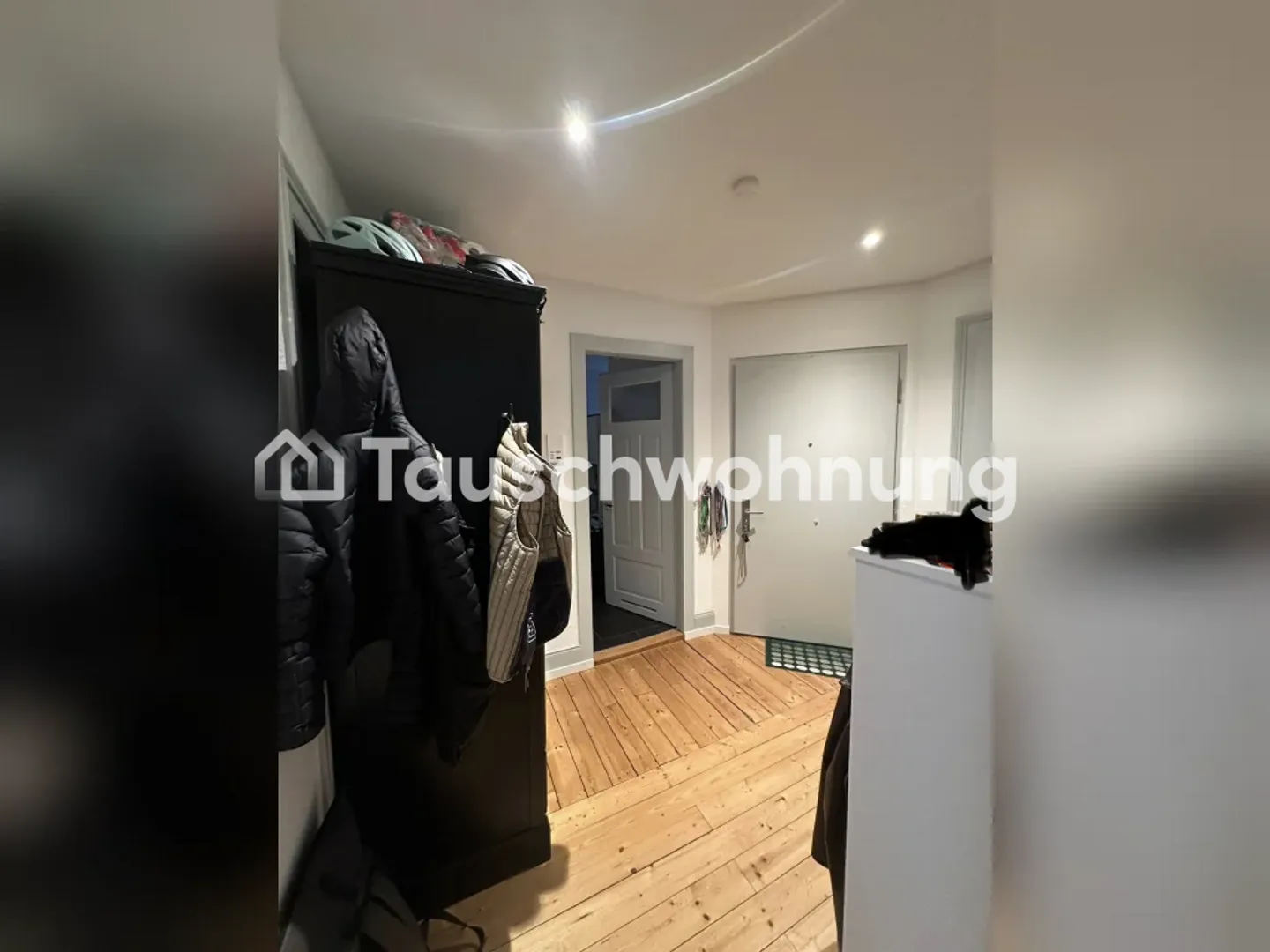 Exchange 3-room flat in Zurich, District 3 - Photo 3 of 8