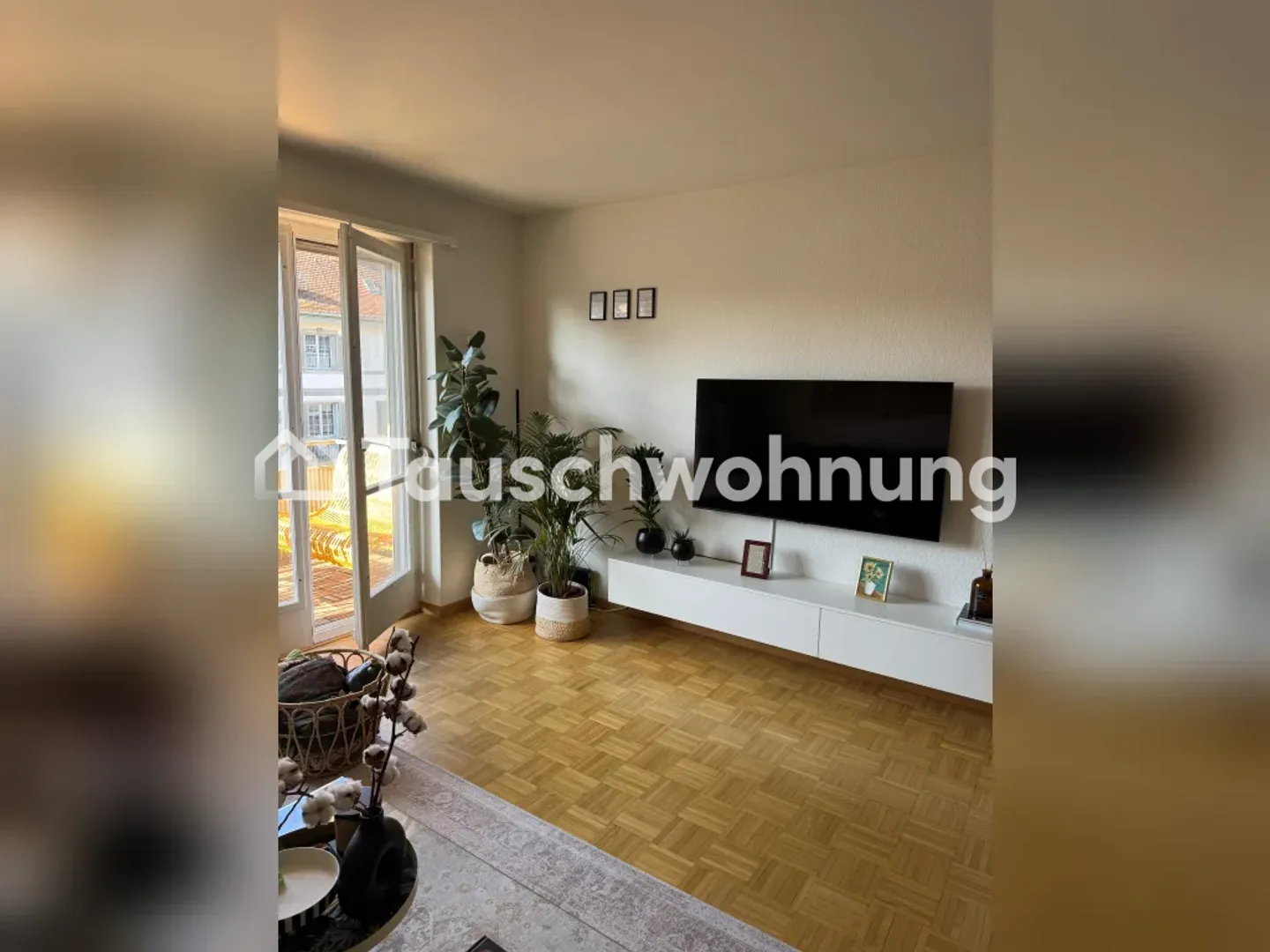 Appartement de 2 pièces partiellement rénové au cœur de Zurich - Photo 2 sur 11