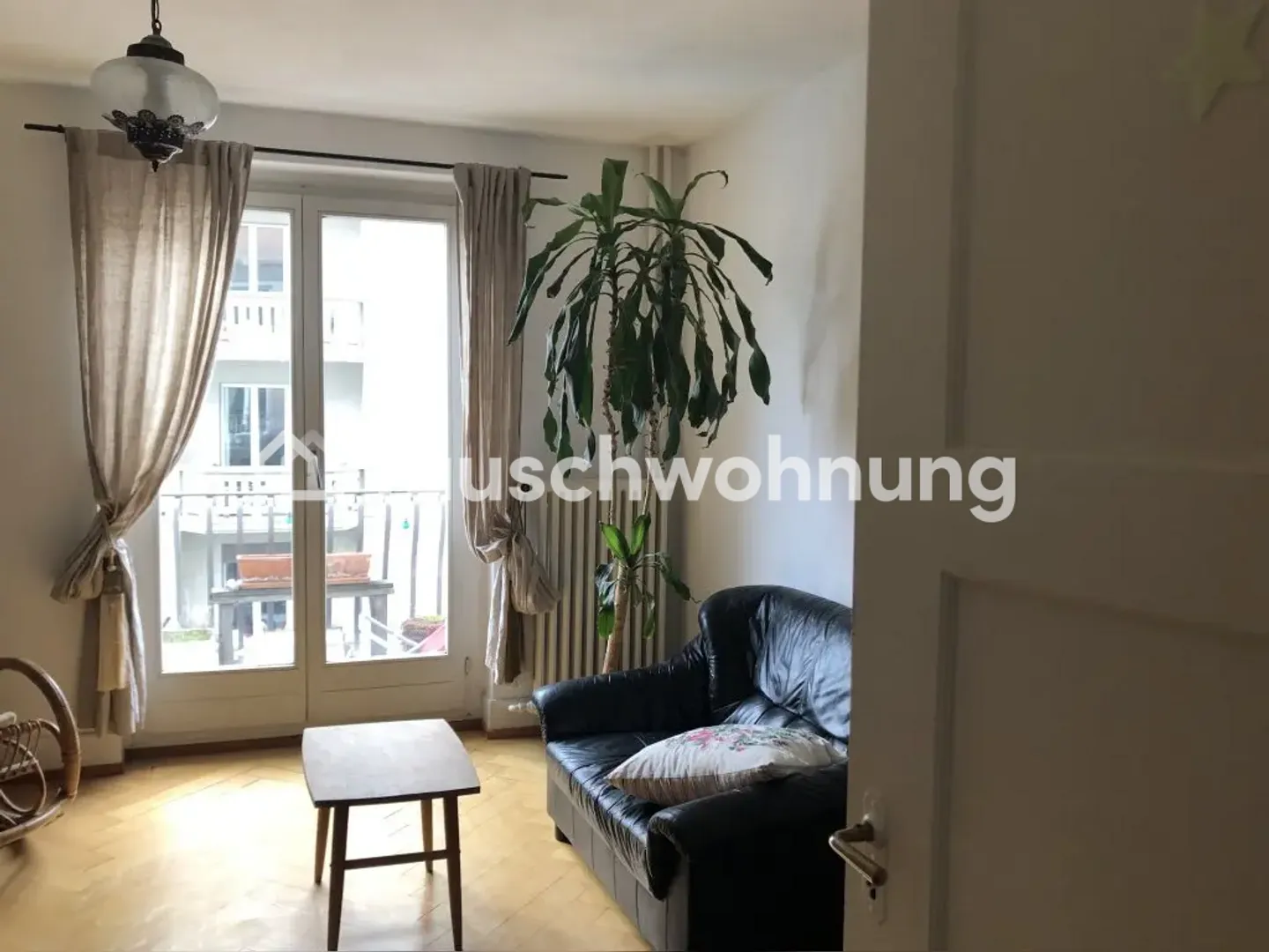 Old Building Apartment in Wiedikon - Photo 2 of 9