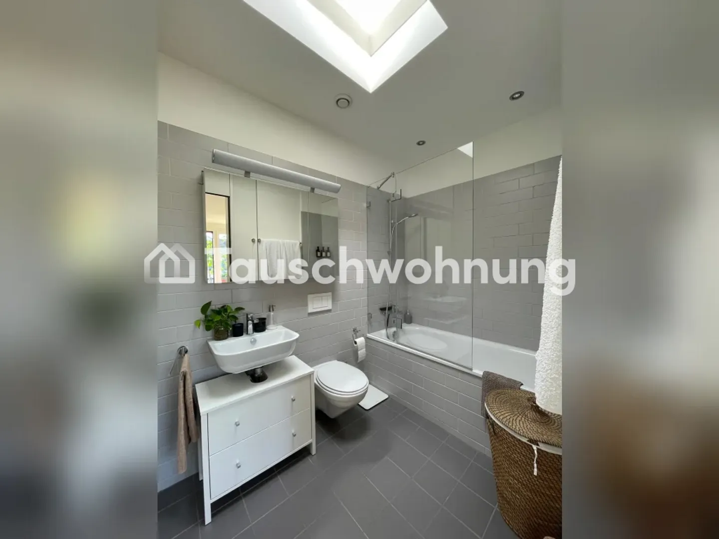 Exchange 1.5-room flat in Zurich, District 8 - Photo 9 of 10