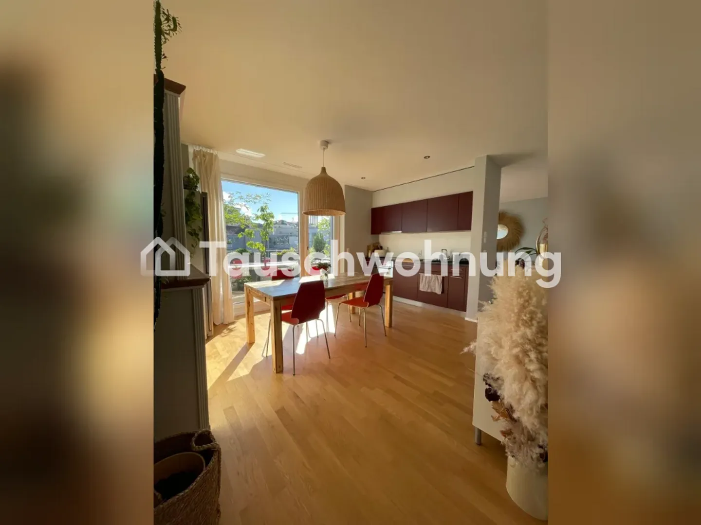 Exchange 1.5-room flat in Zurich, District 8 - Photo 3 of 10