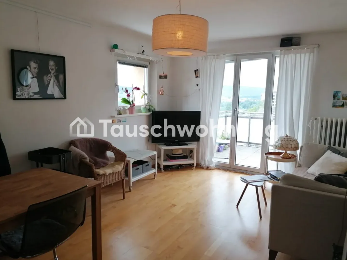 3.5 rooms, with large balcony and view over the city in Höngg - Photo 7 of 10