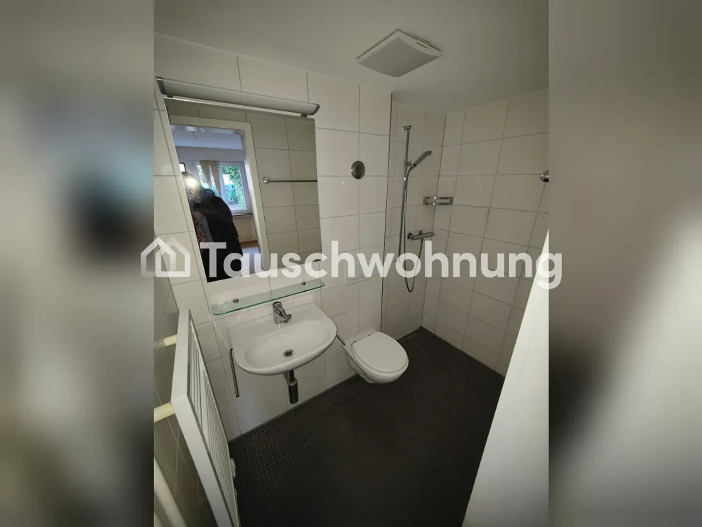 Cozy Small Apartment in the Heart of Zurich (Niederdorf) - Photo 2 of 6