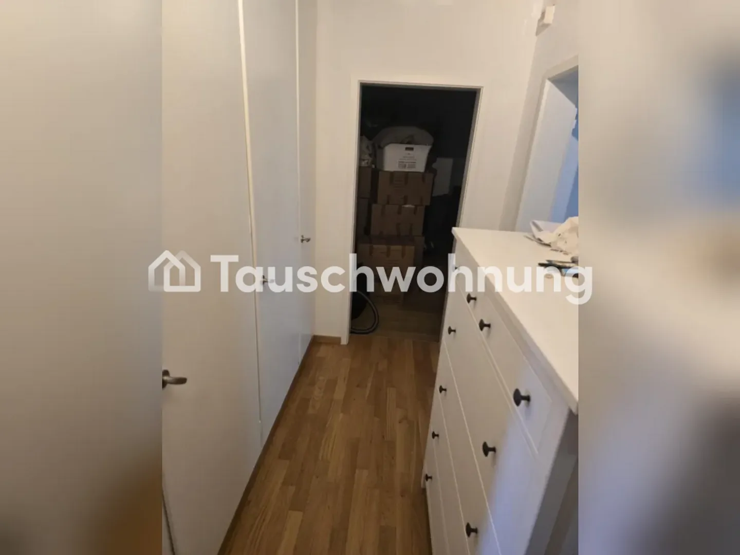 Scambio appartamento di 2 stanze con giardino + garage a Wollishofen - Foto 6 di 9