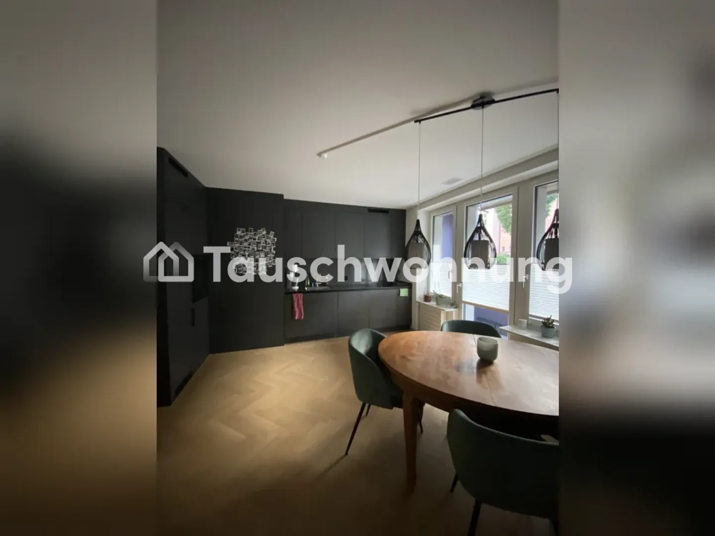 Beautifully renovated old apartment in Zurich, District 2 - Photo 1 of 3