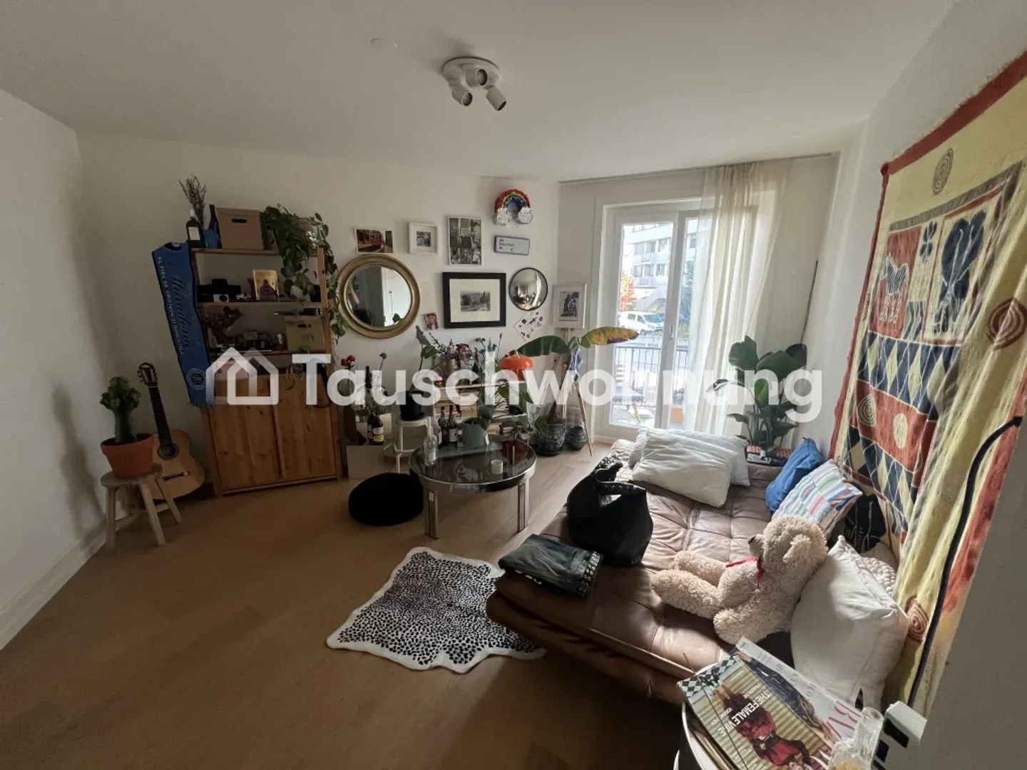 Cozy 3.5-room apartment in Zurich, District 11 - Photo 1 of 5