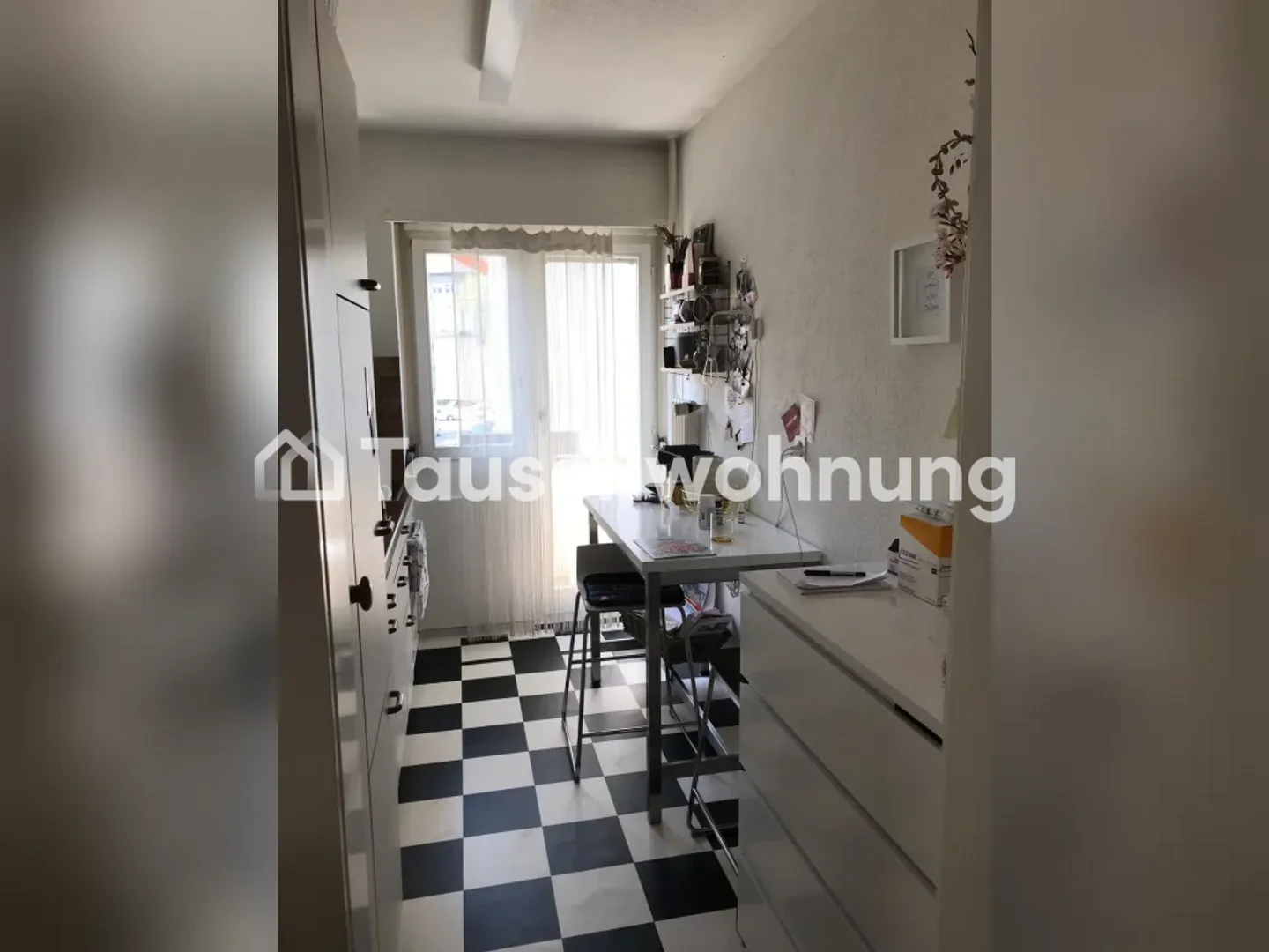 Beautiful apartment near Wiedikon train station - Photo 1 of 5