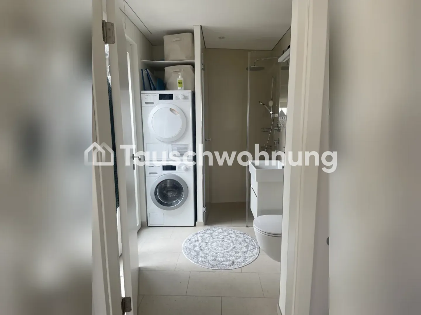 Very bright 2.5 room penthouse new building with stunning view - Photo 2 of 8