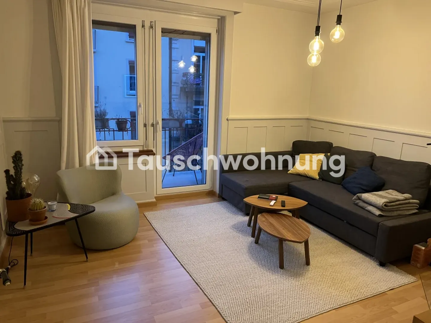 Renovated old building apartment in the best location in district 4 - Photo 3 of 5