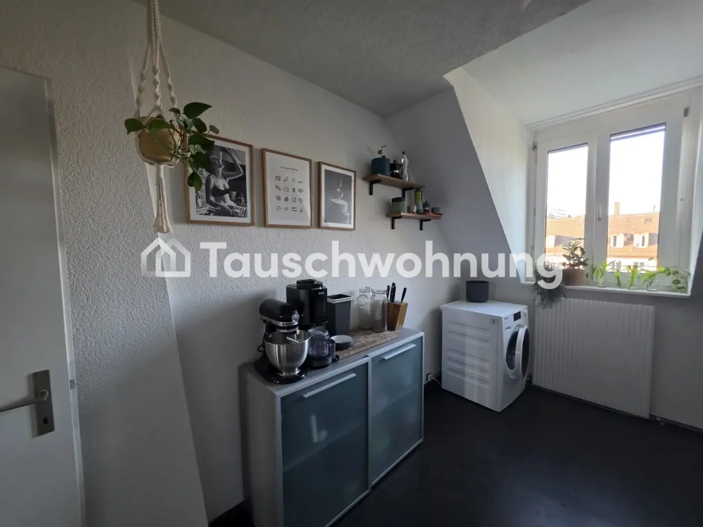 Charmante Dachstock Wohnung mit Dachterasse im Kreis 5 - Photo 4 of 9