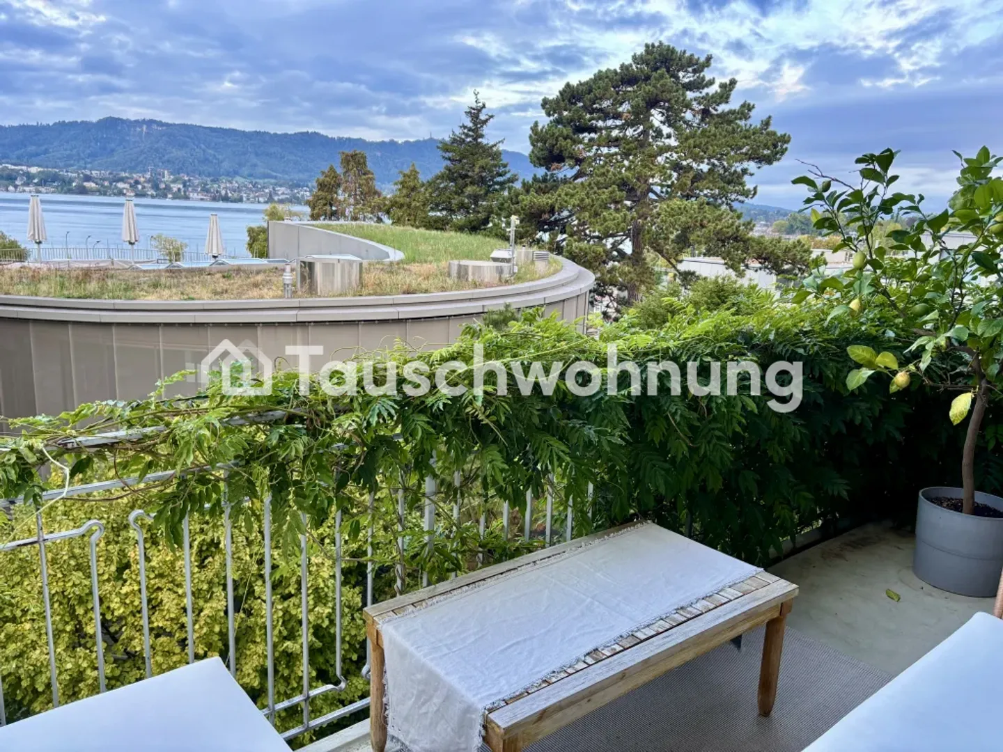 100 m² apartment in Zurich, District 8 for exchange - Photo 1 of 10