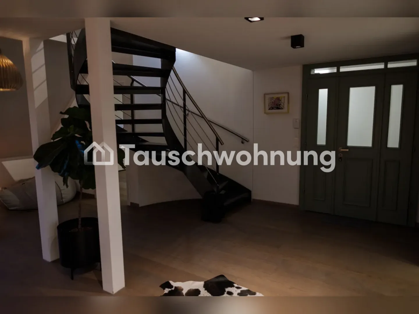 Bright attic apartment with gallery near Josefwiese - Photo 4 of 13