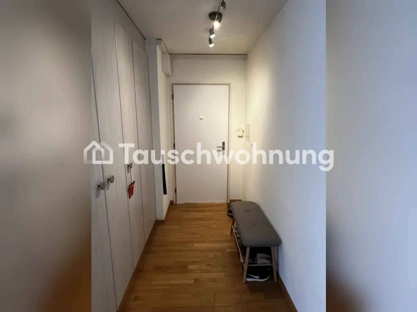 Bright 1.5-room apartment in Seefeld, quiet courtyard, Zurich K8 - Photo 3 of 8
