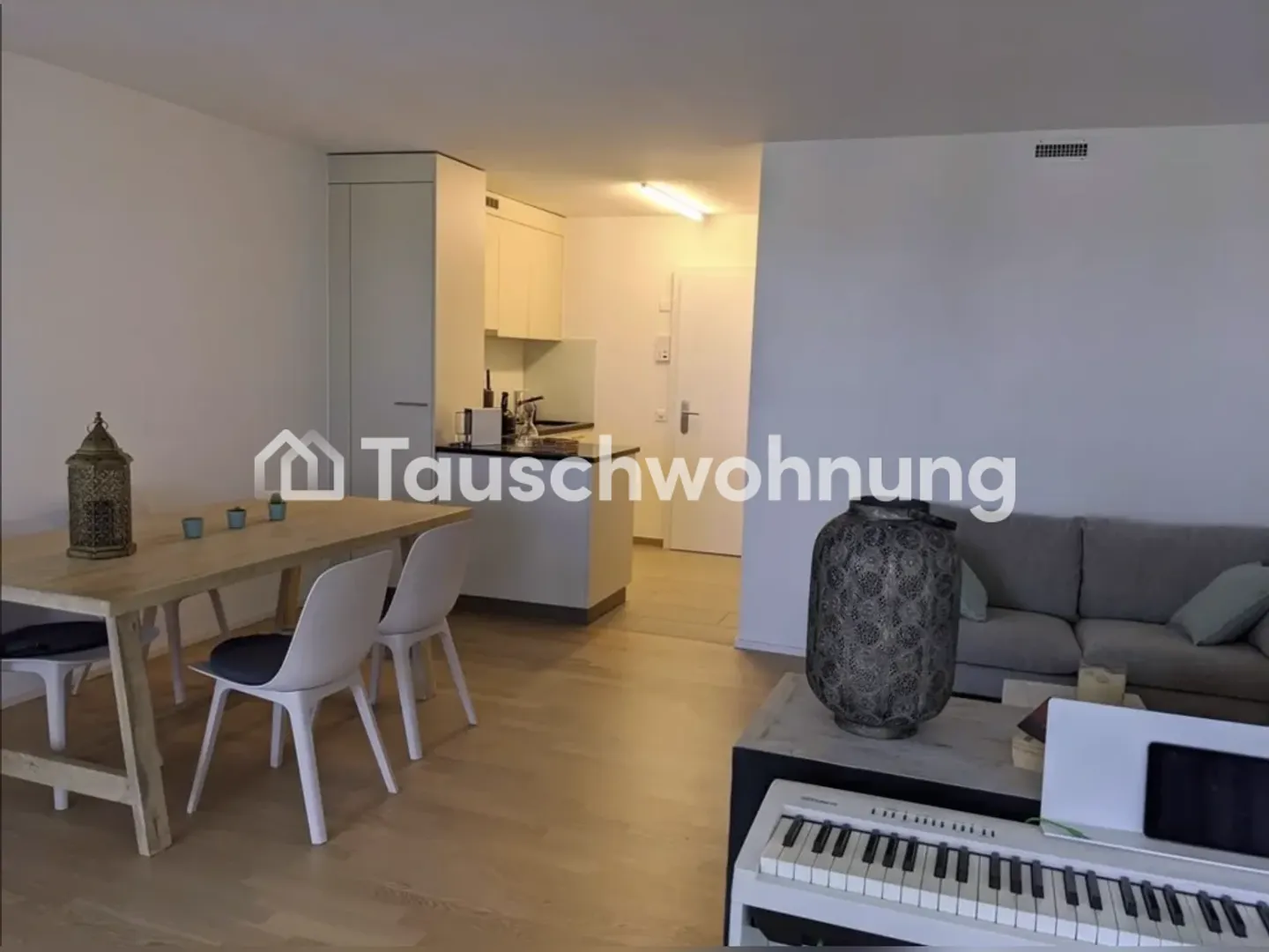 Kompakte Wohnung mit Aussicht - Foto 1 von 3