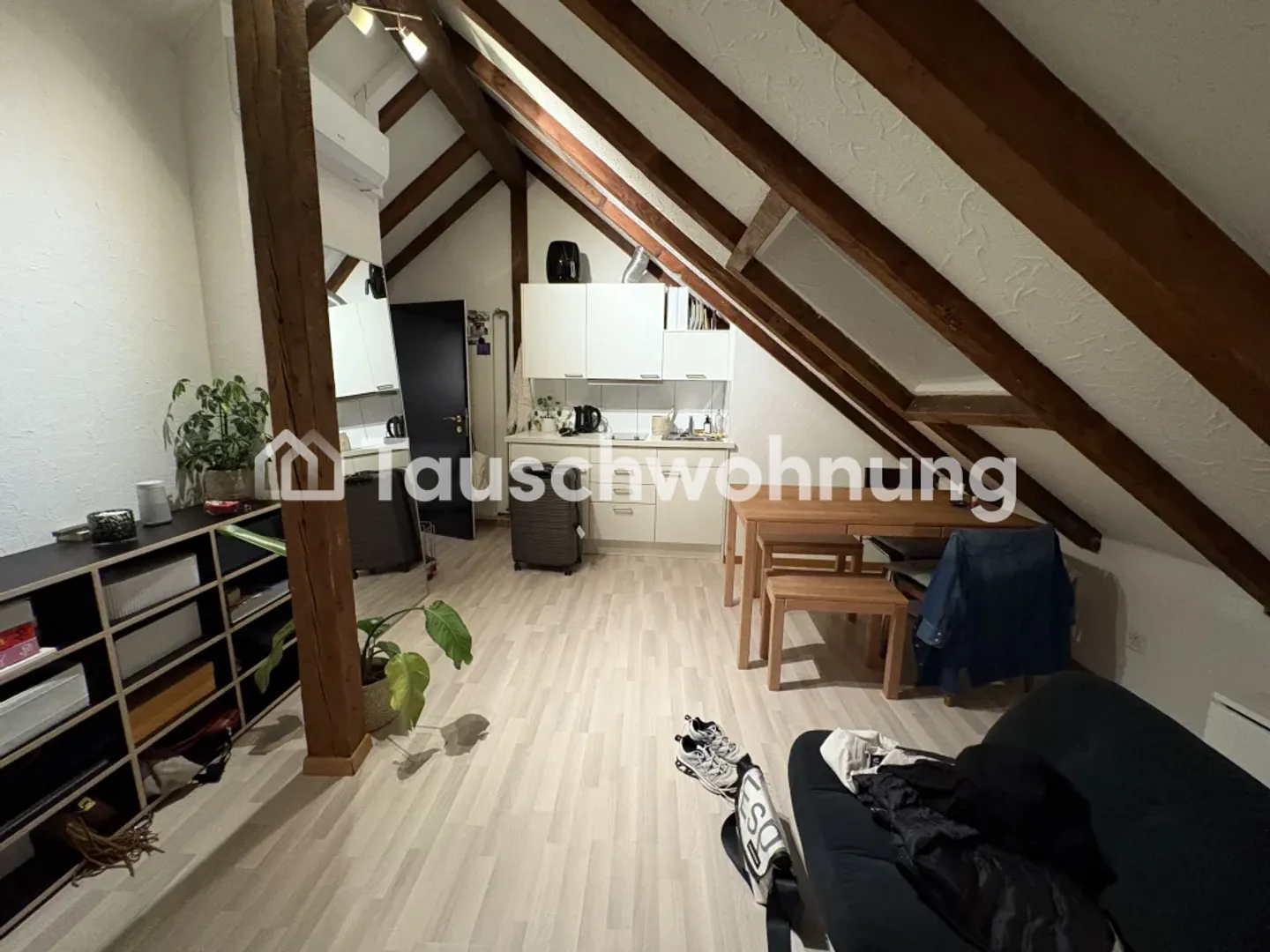 Zürich: Exchange 1.5-room apartment in District 8 - Photo 1 of 5