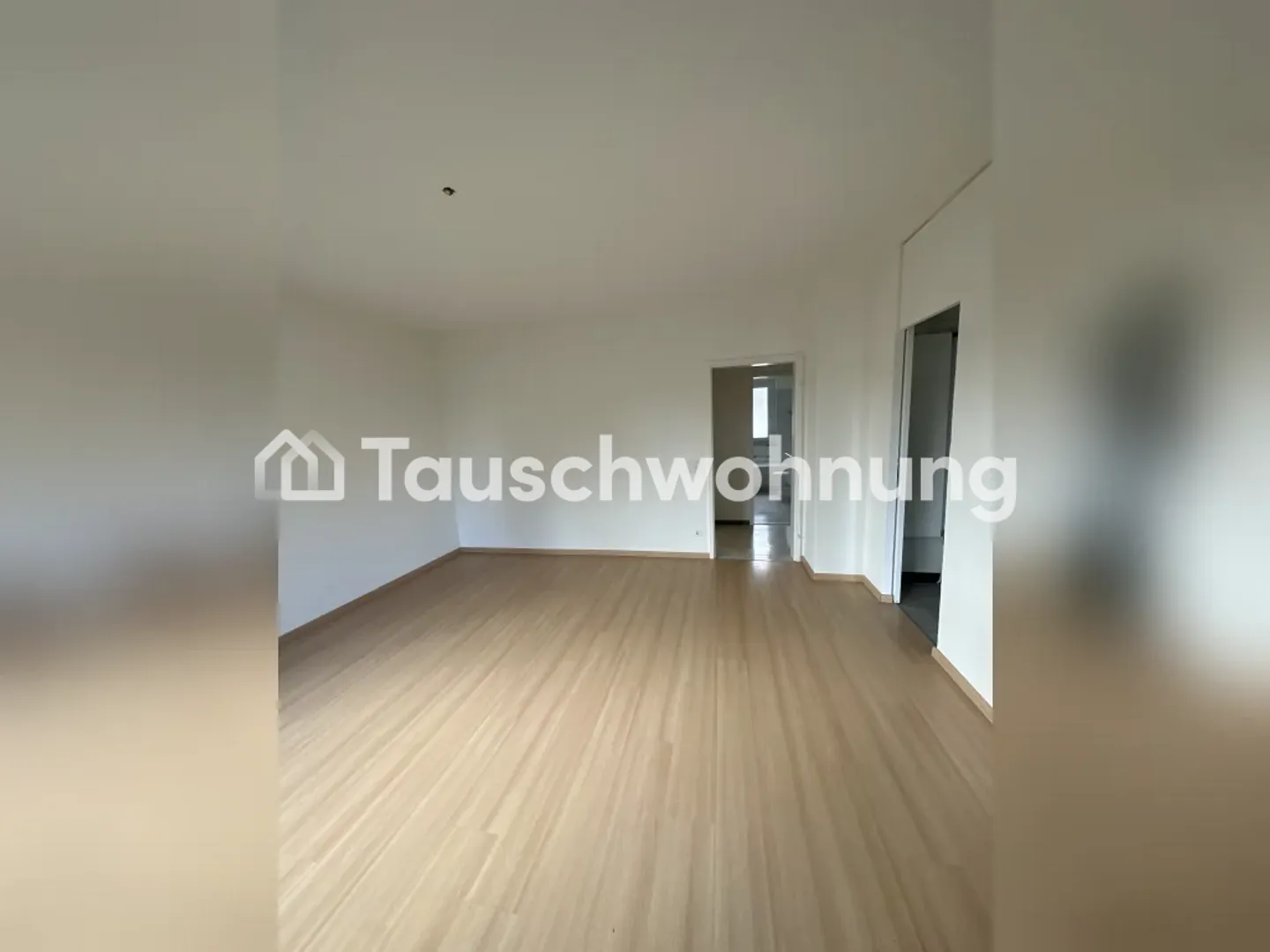 Wollishofen - appartement spacieux pour célibataire ou couple + balcon - Photo 2 sur 11
