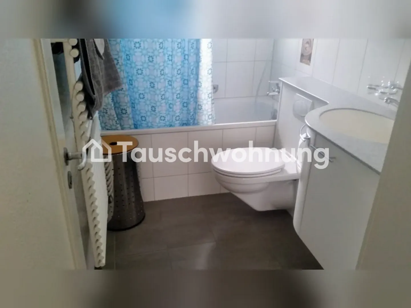 3.5 rooms, with large balcony and view over the city in Höngg - Photo 6 of 10