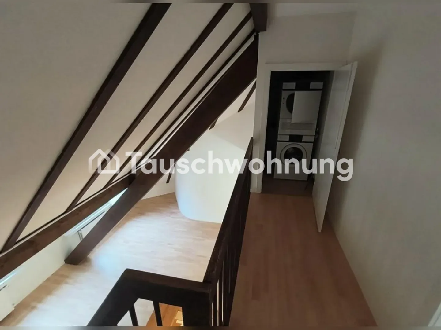 3.5 Rooms | District 1 | Rooftop Terrace | Old Building - Photo 1 of 9