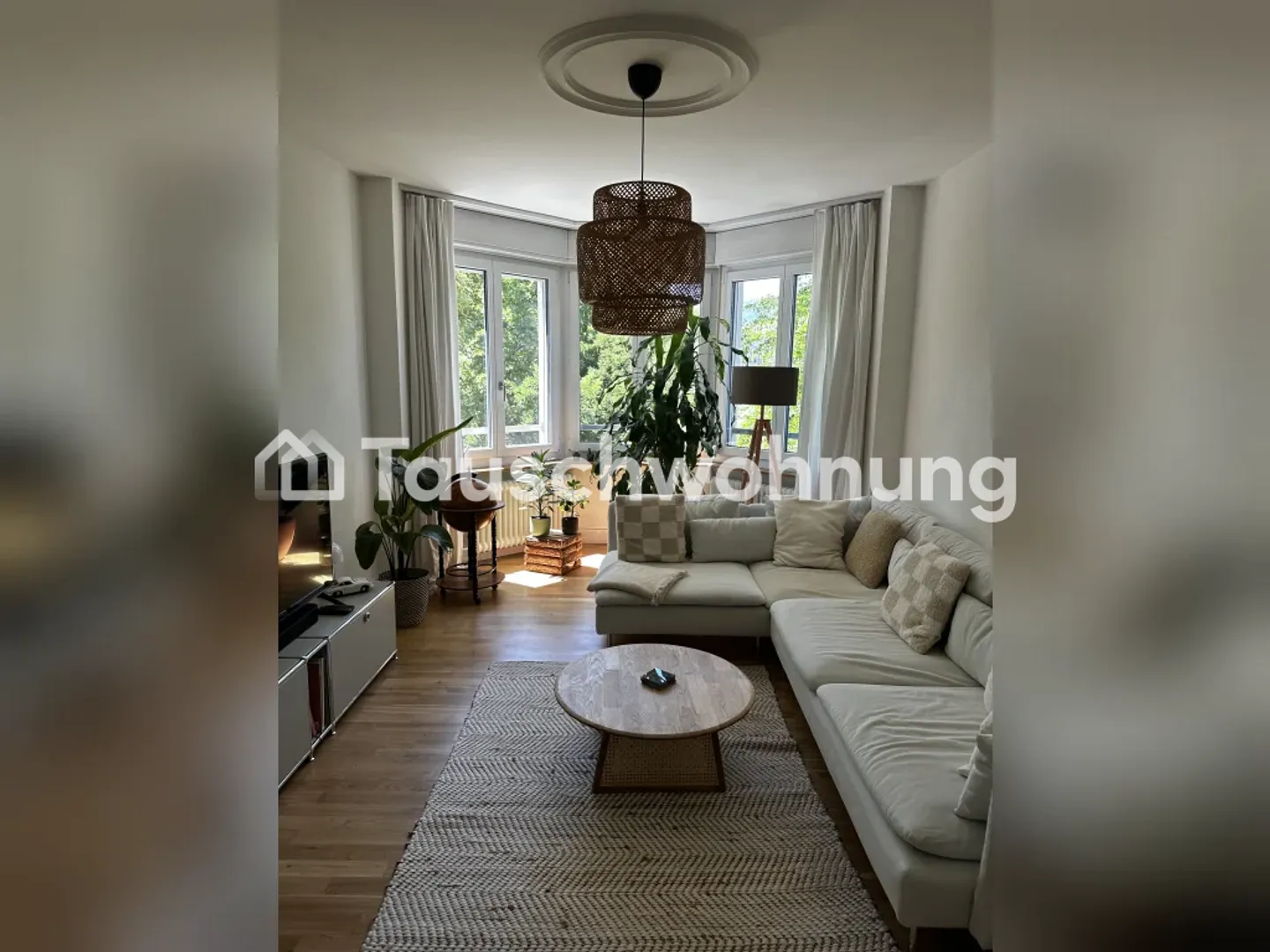 Appartement ancien rénové de 3,5 pièces, central dans le quartier 5 - Photo 1 sur 10