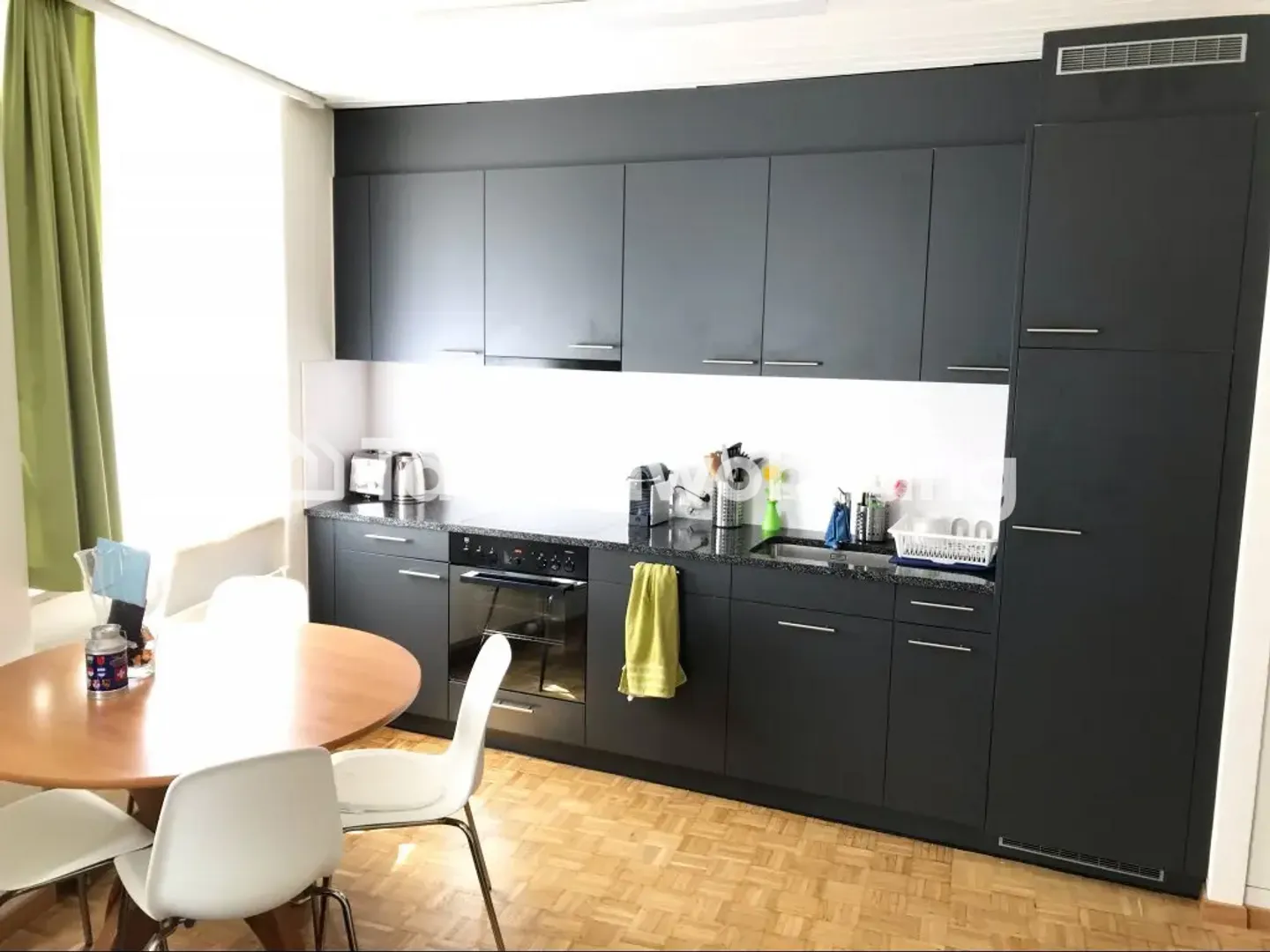 Central apartment for central apartment with balcony/terrace - Photo 2 of 6