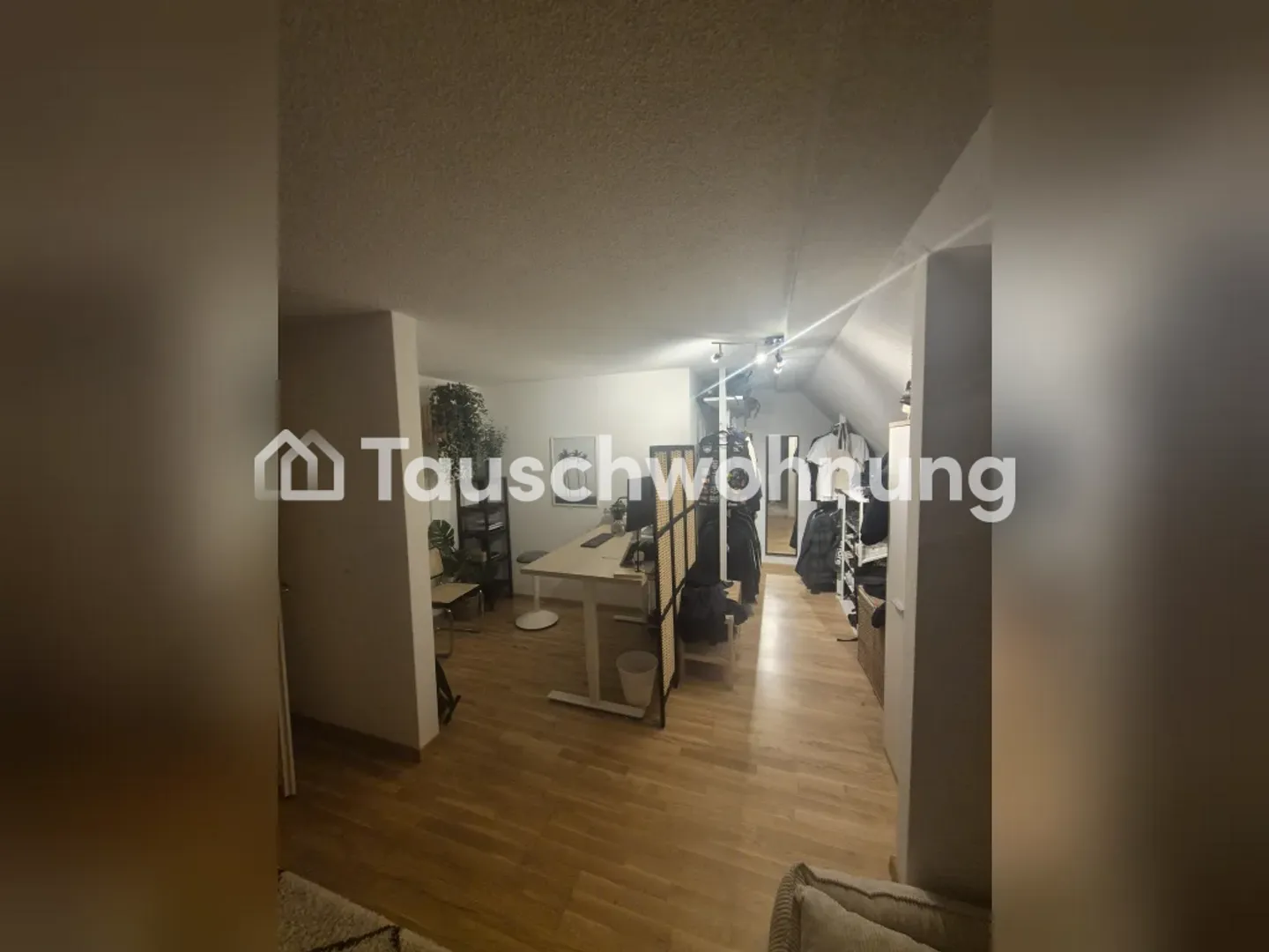 Single or Couple Apartment with Plenty of Storage - Photo 3 of 7