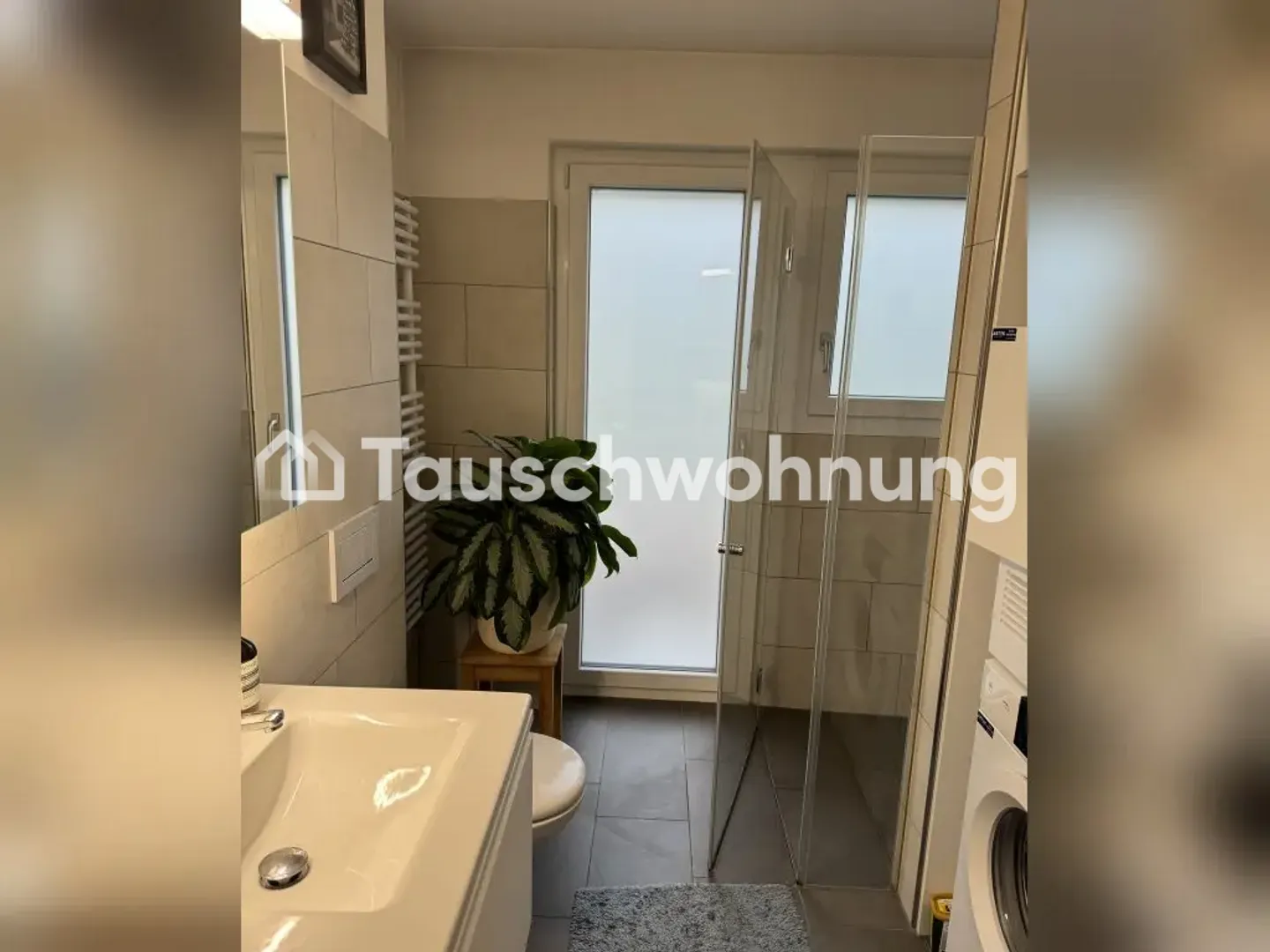 very central modern + bright penthouse apartment with terrace in K4 - Photo 7 of 9