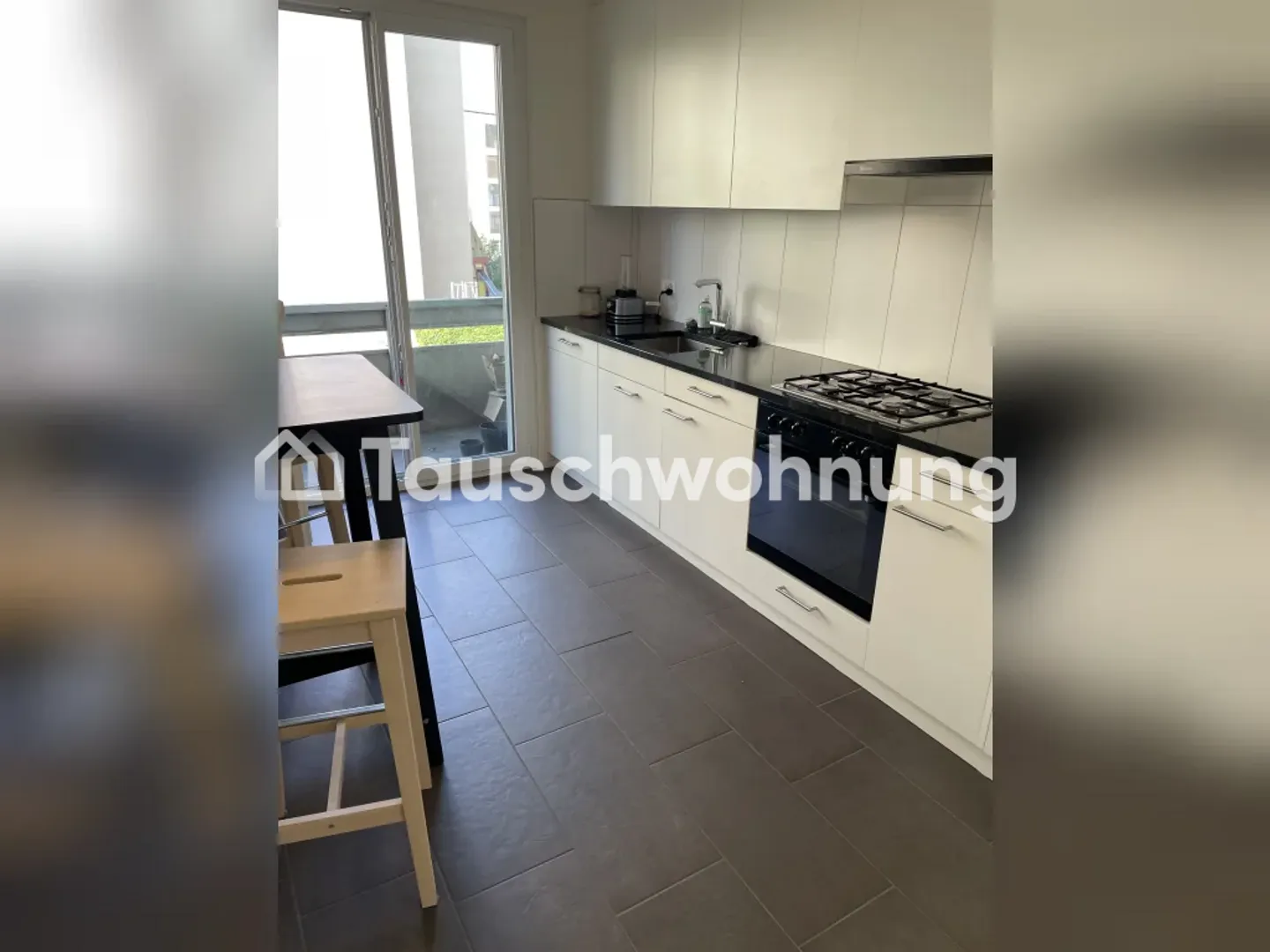 Zurich, District 3, Offer: 2.5-Room-CHF1884, Looking for: at least 3.5-Room - Photo 1 of 5