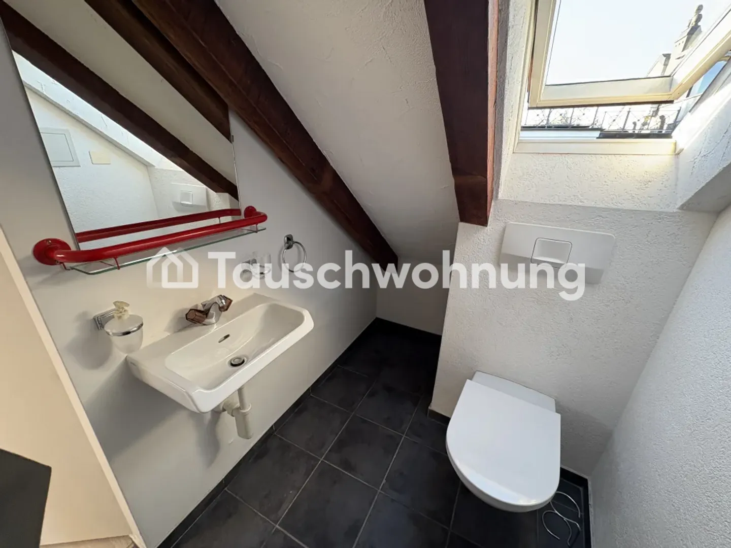 Zürich: Exchange 1.5-room apartment in District 8 - Photo 3 of 5