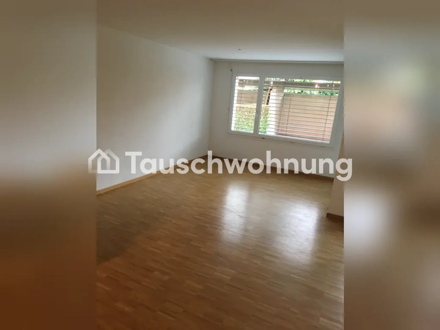 Appartement en duplex de 4,5 pièces à Zurich, District 11 à échanger - Photo 7 sur 9
